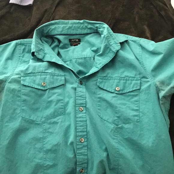 Apt.9 Dress shirts - Picture 2 of 3
